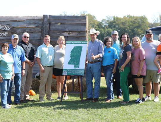 Ag Commissioner Andy Gipson Recognizes October as Mississippi Agritourism Month