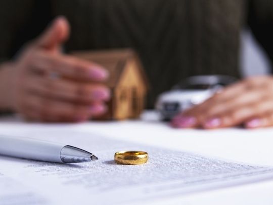 Challenging Decisions To Make During a Divorce