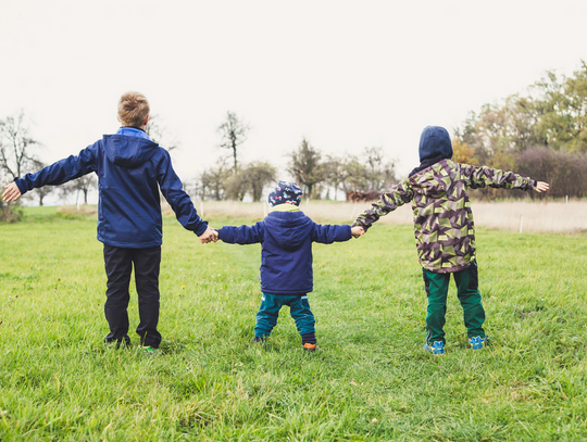 Children need to be told that they matter, psychologist says