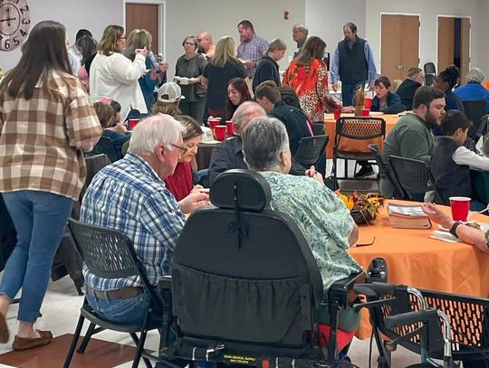 Crossroads Baptist congregation celebrates Thanksgiving