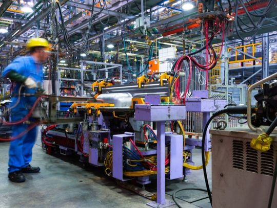 How Manufacturing Plants Can Be More Eco-Friendly