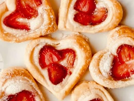 Kara's Sights & Bites: Take a simple (and fresh) route to a Valentine's Day treat