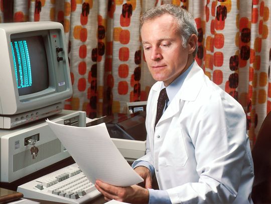 Key Considerations for Engaging Medical Expert Witness Services in Litigation