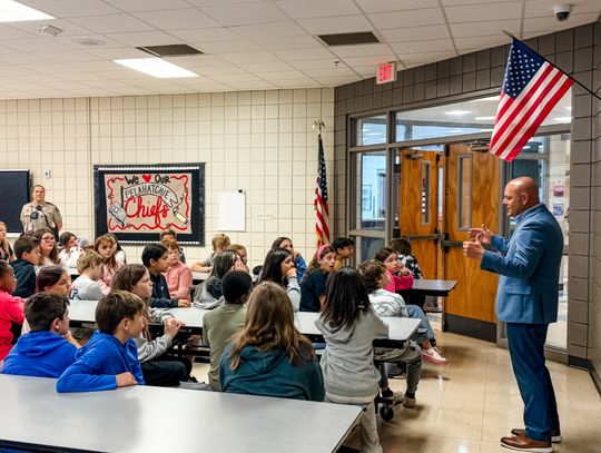 Pelahatchie ES first LEAD graduation
