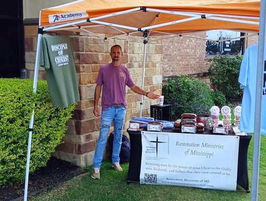 Pelahatchie Farmer’s Market features  Restoration Ministries & Bark Boutique