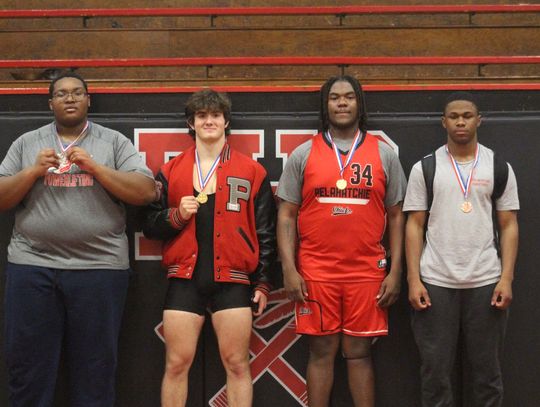 PHS boys and girls powerlifting teams compete at regionals