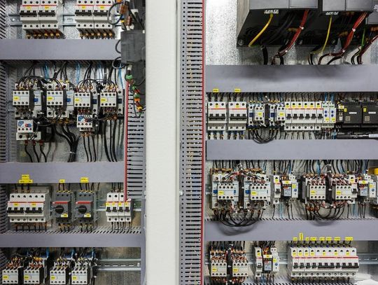 The Basics of Troubleshooting Your Industrial Control Panel