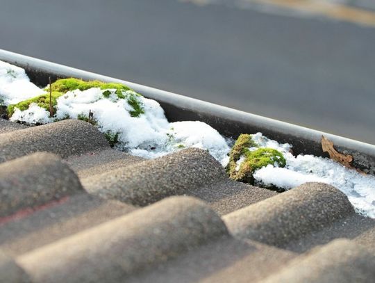 Top 5 Gutter Maintenance Tips for Winter