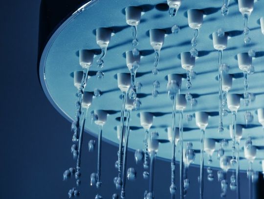 What Are the Benefits of Showerhead Water Filters?