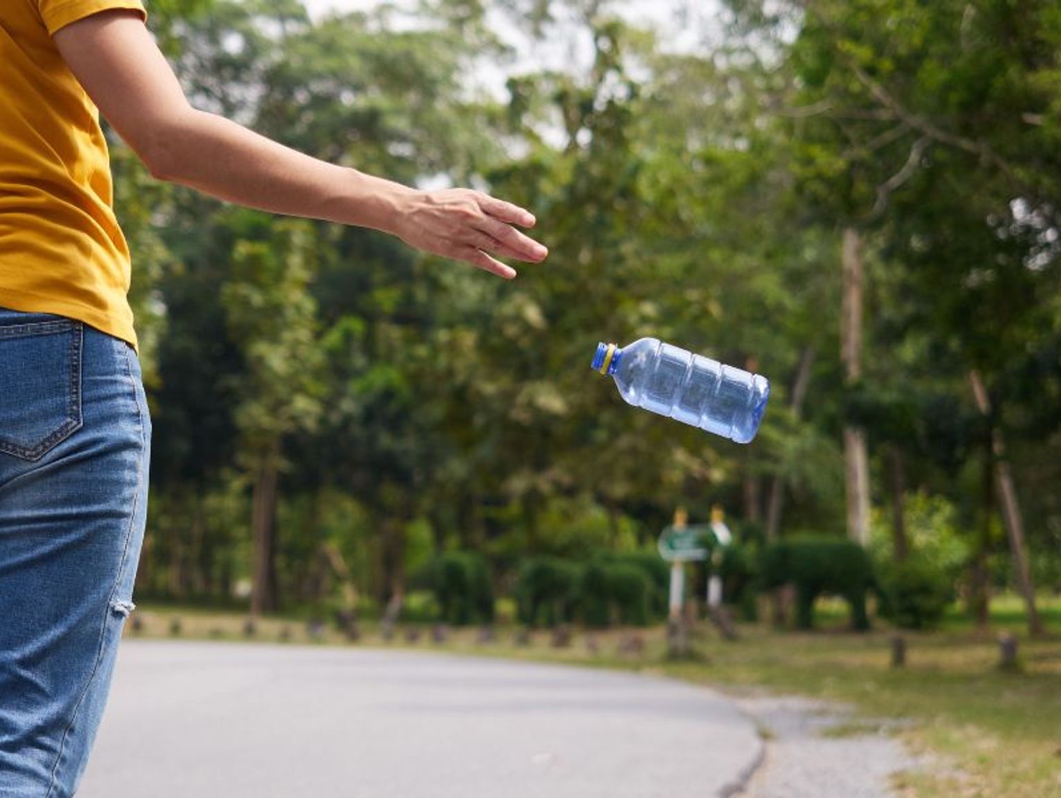 Tips To Reduce Littering in Your Neighborhood