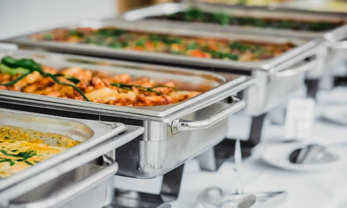 3 Ways a Tasting Event Can Promote Your Catering Business
