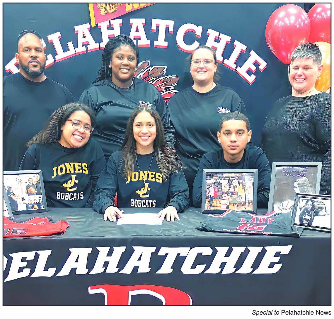 Beemon gets full basketball scholarship