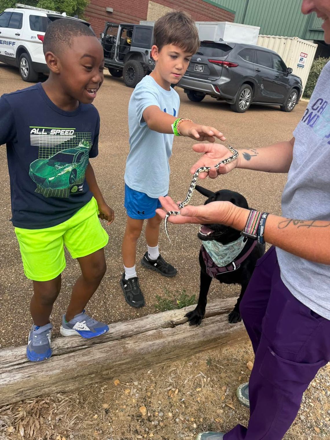 Crooked Creek Animal Hospital participates in D.A.R.E. Fun Day Crooked Creek Animal Hospital participates in D.A.R.E. Fun Day