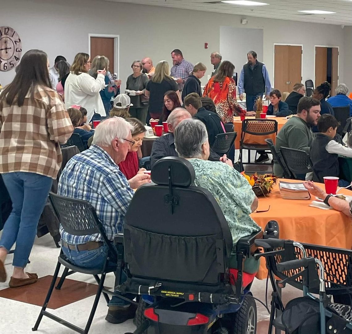 Crossroads Baptist congregation celebrates Thanksgiving