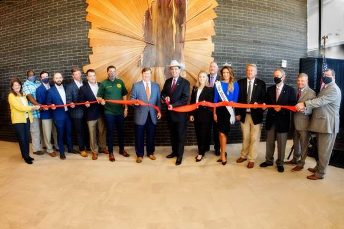 Dedication and Ribbon Cutting Marks Grand Opening of the New Mississippi Trade Mart