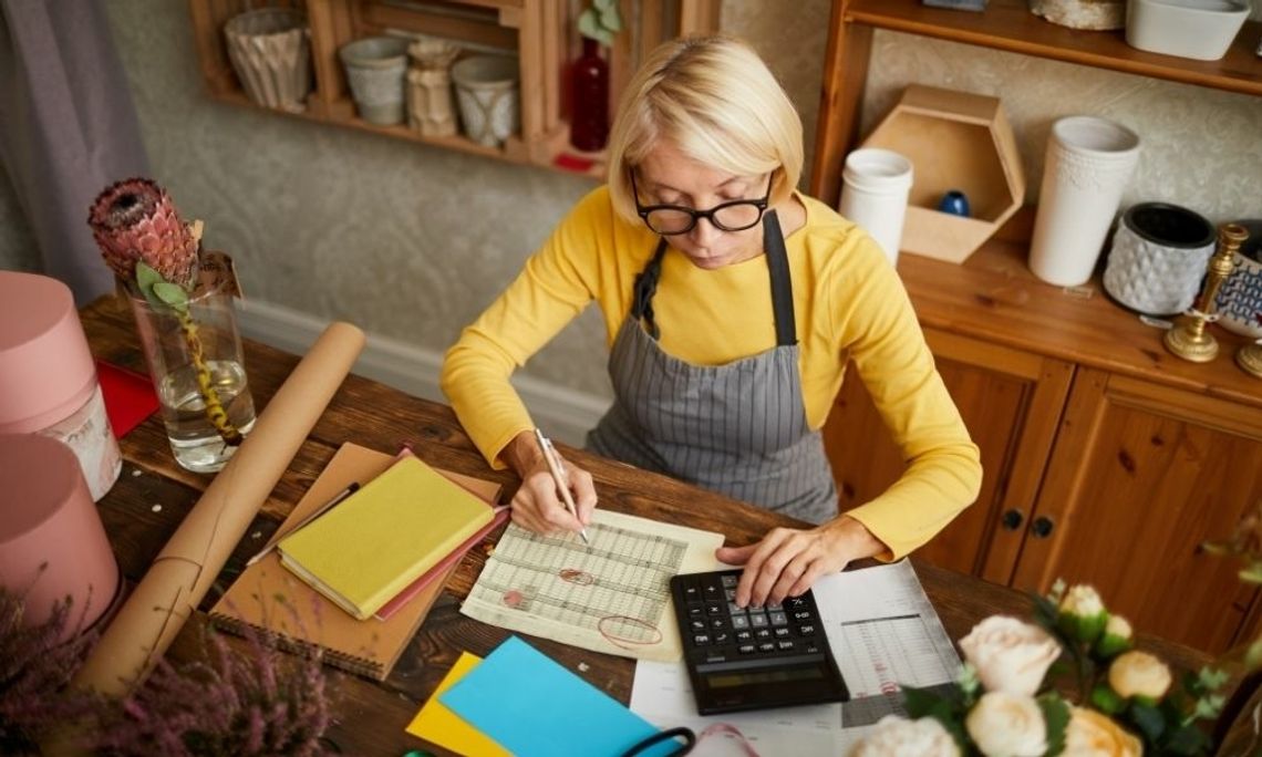 Easiest Ways To Manage Small Business Finances