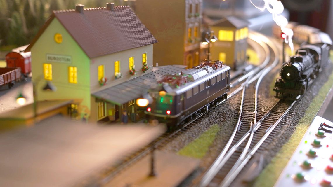 How To Design a Train Room for Model Trains