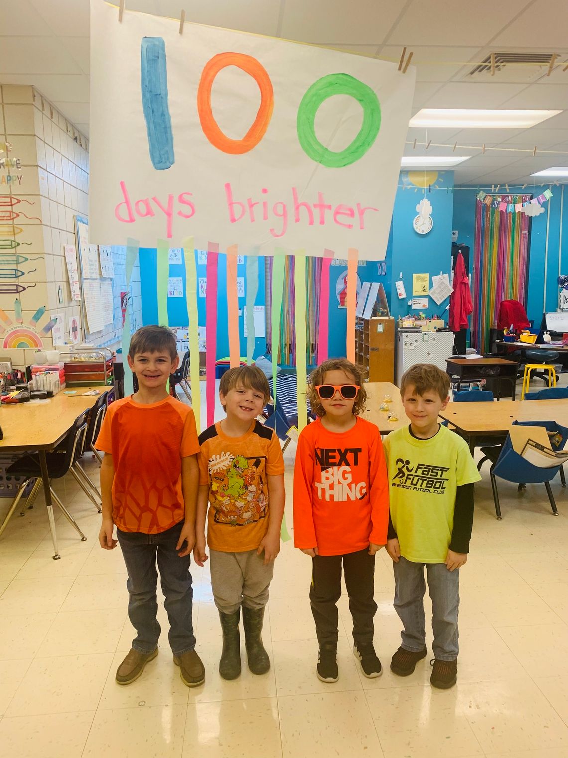 Pelahatchie Elementary School celebrates 100 days brighter