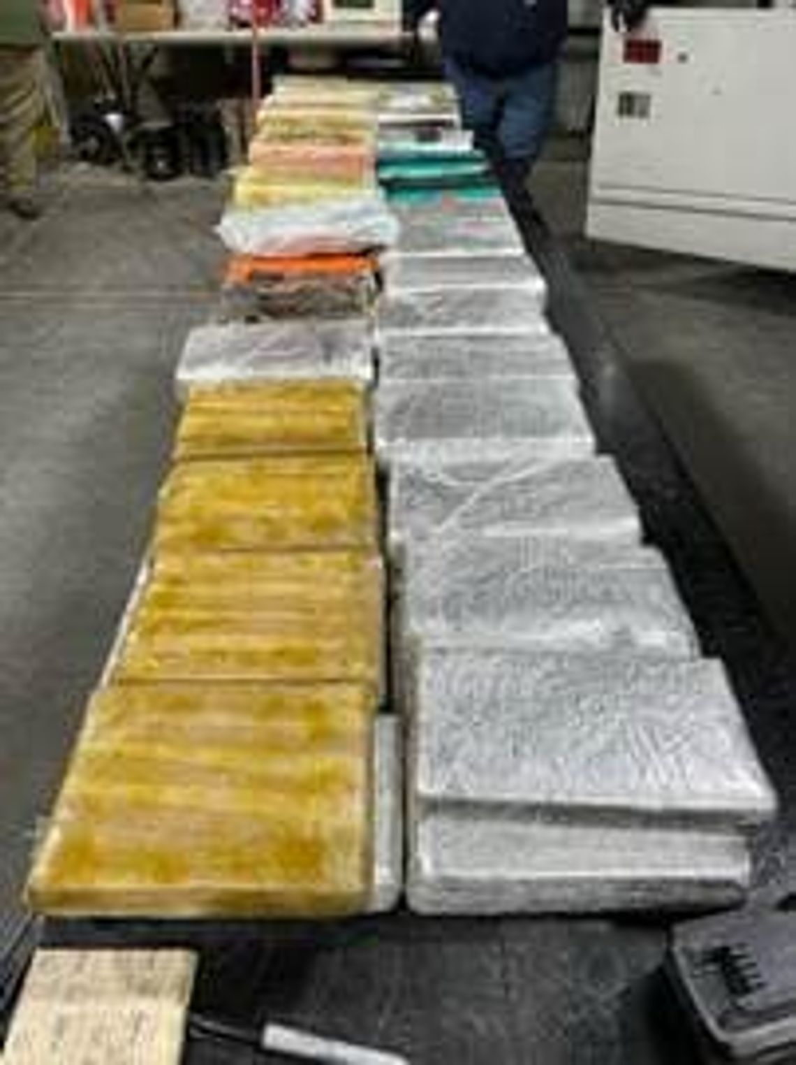 Rankin County deputies seize 214 pounds of cocaine