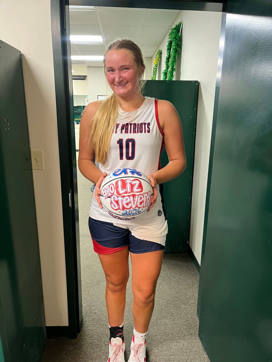 Stevens reaches new scoring milestone