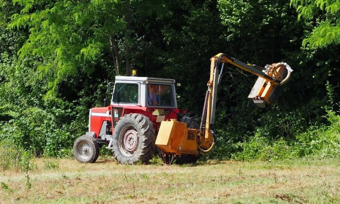 The Top Attachments for Your Skid Steer Equipment