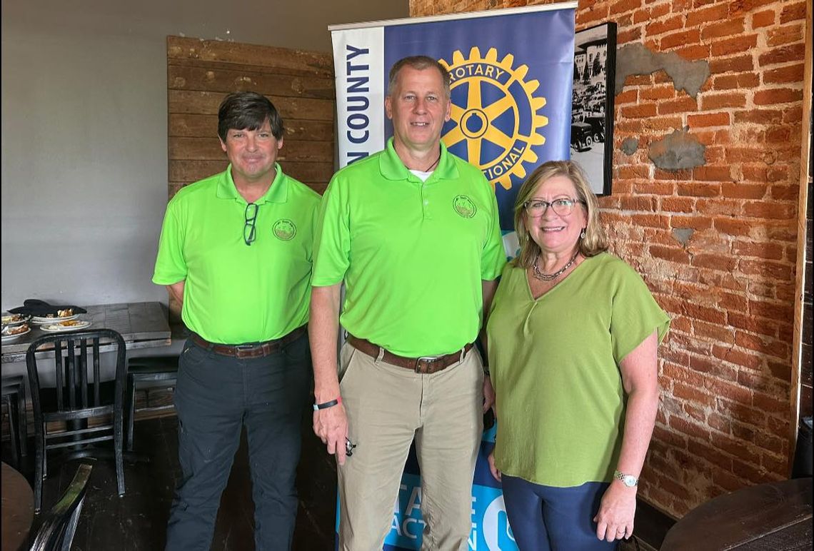 Walters speaks to members of Rankin County Rotary Club