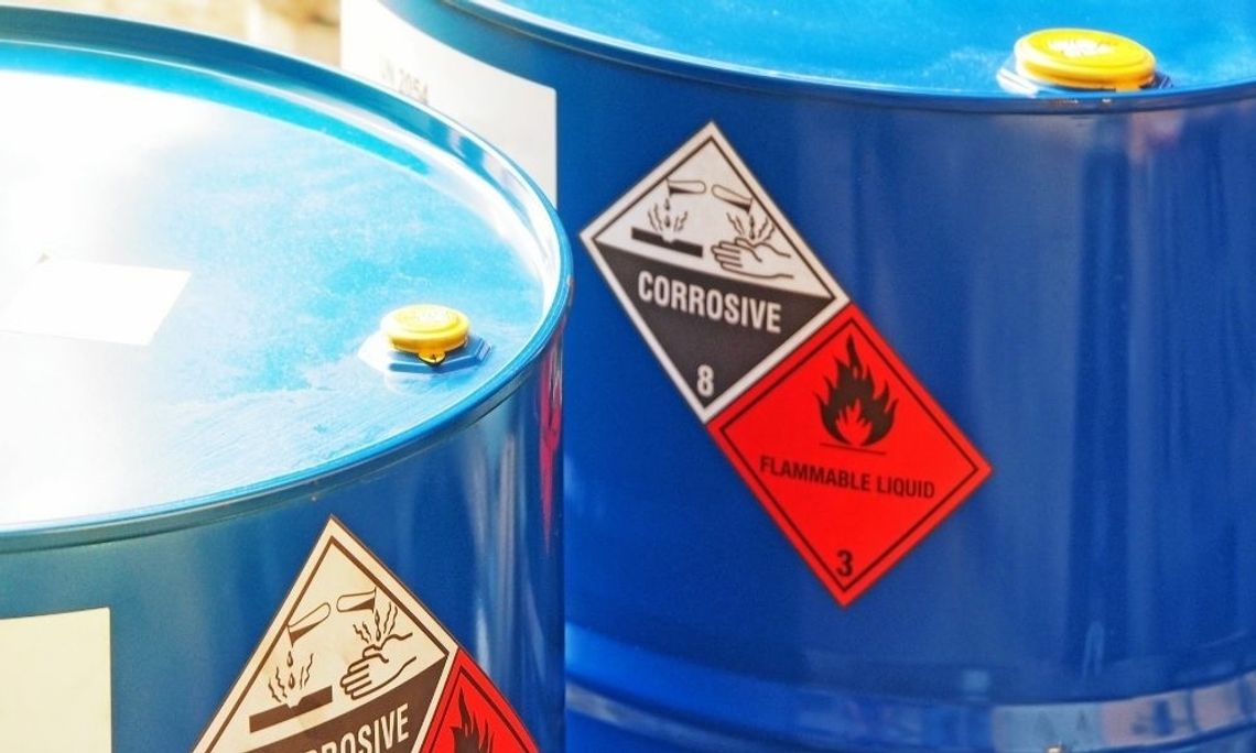 What Are the Effects of Hazardous Waste?